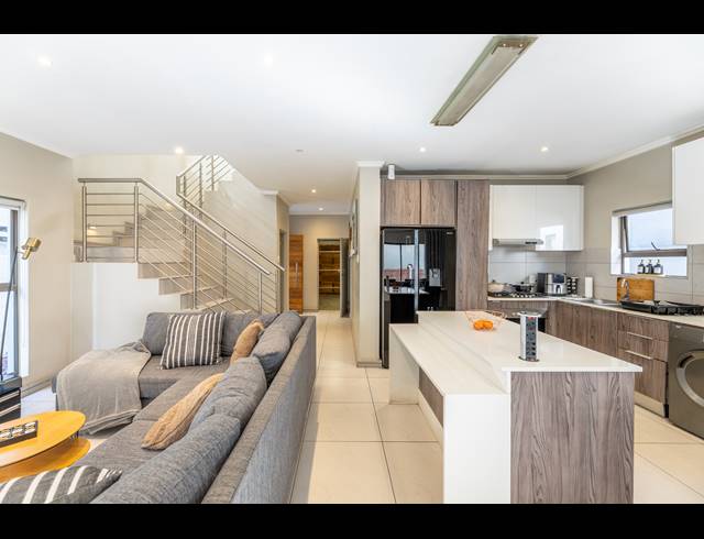 3 BEDROOM HOUSE FOR SALE IN BRYANSTON